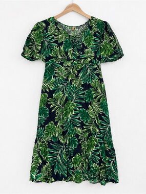 Like New Onshore Green Leaf Print Women’s Dress